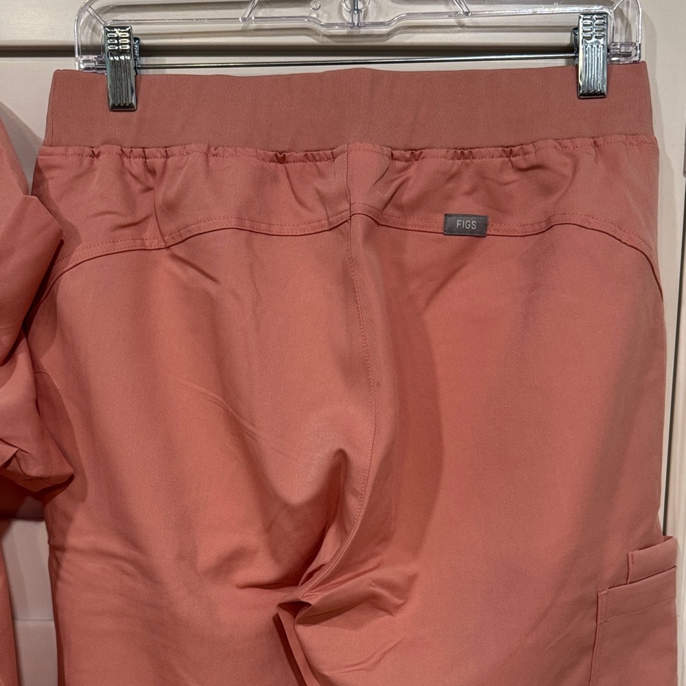 Figs Women's Top in Coral - Picture 8 of 12